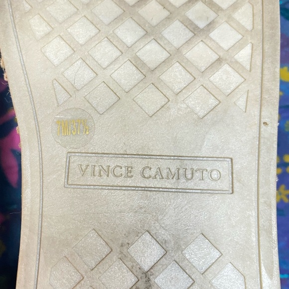 Vince Camuto snakeskin sneakers - Picture 5 of 5